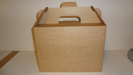 影響手(shǒu)提紙箱生(shēng)産廠家紙(zhǐ)箱的因素(sù)